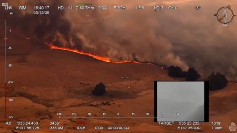 Evacuaciones en masa en Australia por los incendios, que se cobran la novena víctima