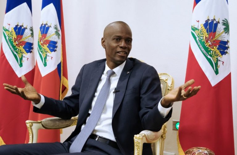 LYNXMPEG0B0AR.jpg,El presidente de Haití, Jovenel Moise, durante una entrevista con Reuters en el Palacio Nacional de Puerto Príncipe. 11 de enero de 2020. REUTERS/Valerie Baeriswyl; Crédito: Valerie Baeriswyl, Reuters