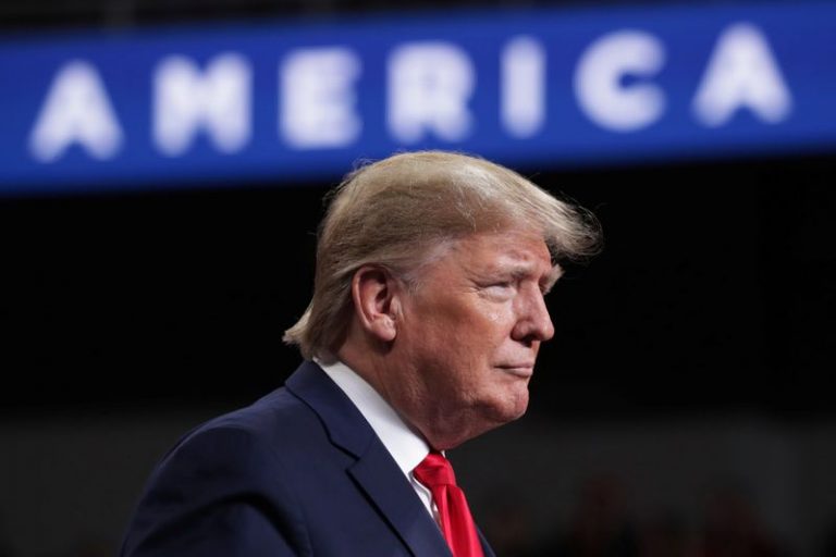 LYNXMPEG0C0E6.jpg,FOTO DE ARCHIVO: El presidente de EEUU, Donald Trump, en Toledo, Ohio, EEUU, el 9 de enero de 2020. REUTERS/Jonathan Ernst; Crédito: JONATHAN ERNST, Reuters LYNXMPEG0C0E6.jpg,FOTO DE ARCHIVO: El presidente de EEUU, Donald Trump, en Toledo, Ohio, EEUU, el 9 de enero de 2020. REUTERS/Jonathan Ernst; Crédito: JONATHAN ERNST, Reuters
