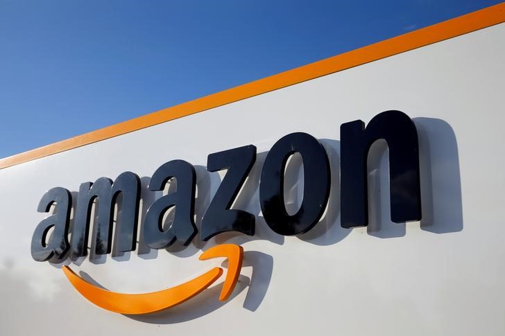 LYNXMPEG0E1NS.jpg,Foto de archivo del logo de Amazon en un edificio de la empresa en Boves, Francia.
Ago 8, 2018. REUTERS/Pascal Rossignol; Crédito: Pascal Rossignol, Reuters