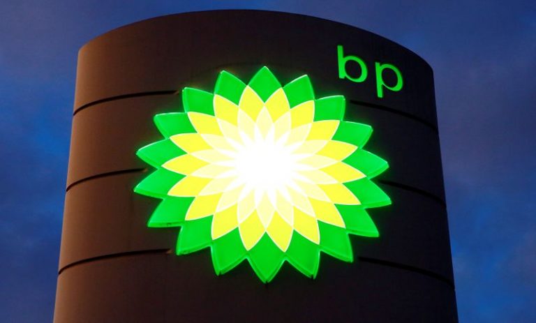 LYNXMPEG1B15L.jpg,Foto de archivo del logo de BP en Kloten, Suiza. 
Oct 3, 2017. REUTERS/Arnd Wiegmann; Crédito: Arnd Wiegmann, Reuters