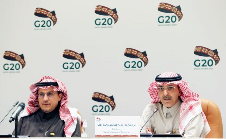 LYNXNPEG1M0N2.jpg,El ministro de Finanzas de Arabia Saudita, Mohammed al-Jadaan, habla durante una conferencia de prensa conjunta con el jefe del banco central del país, en Riad, Febrero 23, 2020. REUTERS/Ahmed Yosri; Crédito: AHMED YOSRI, Reuters