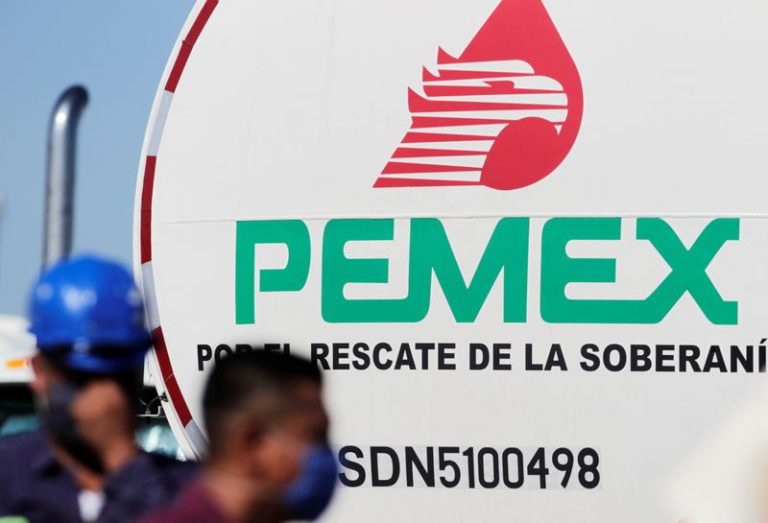 LYNXMPEG7U18F.jpg,FOTO DE ARCHIVO. El logo de la petrolera estatal mexicana PEMEX, en Cadereyta, en las afueras de Monterrey, México. 27 de agosto de 2020. REUTERS/Daniel Becerril; Crédito: DANIEL BECERRIL, Reuters LYNXMPEG7U18F.jpg,FOTO DE ARCHIVO. El logo de la petrolera estatal mexicana PEMEX, en Cadereyta, en las afueras de Monterrey, México. 27 de agosto de 2020. REUTERS/Daniel Becerril; Crédito: DANIEL BECERRIL, Reuters