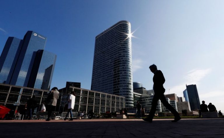 LYNXMPEG820JC.jpg,FOTO DE ARCHIVO: Distrito financiero y de negocios de La Defense, al oeste de París, Francia, el 26 de marzo de 2018. REUTERS/Gonzalo Fuentes; Crédito: GONZALO FUENTES, Reuters LYNXMPEG820JC.jpg,FOTO DE ARCHIVO: Distrito financiero y de negocios de La Defense, al oeste de París, Francia, el 26 de marzo de 2018. REUTERS/Gonzalo Fuentes; Crédito: GONZALO FUENTES, Reuters