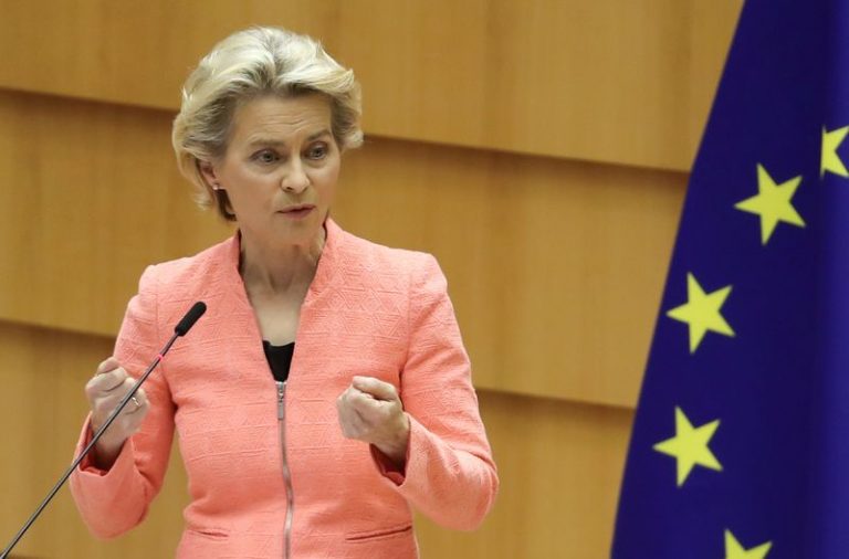 LYNXMPEG8F11L.jpg,La presidenta de la Comisión Europea, Ursula von der Leyen, durante una sesión plenaria del Parlamento Europeo, en Bruselas, Bélgica, el 16 de septiembre de 2020. REUTERS/Yves Herman; Crédito: YVES HERMAN, Reuters