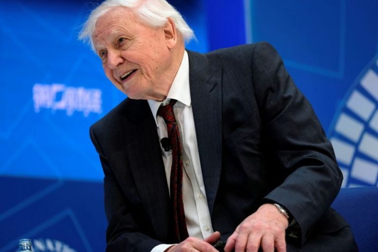 LYNXNPEG8K18D.jpg,Sir David Attenborough en entrevista con la jefa del FMI, Christine Lagarde, en Washington, EEUU, 11 abril 2019.
REUTERS/James Lawler Duggan/ ; Crédito: JAMES LAWLER DUGGAN, Reuters LYNXNPEG8K18D.jpg,Sir David Attenborough en entrevista con la jefa del FMI, Christine Lagarde, en Washington, EEUU, 11 abril 2019.
REUTERS/James Lawler Duggan/ ; Crédito: JAMES LAWLER DUGGAN, Reuters